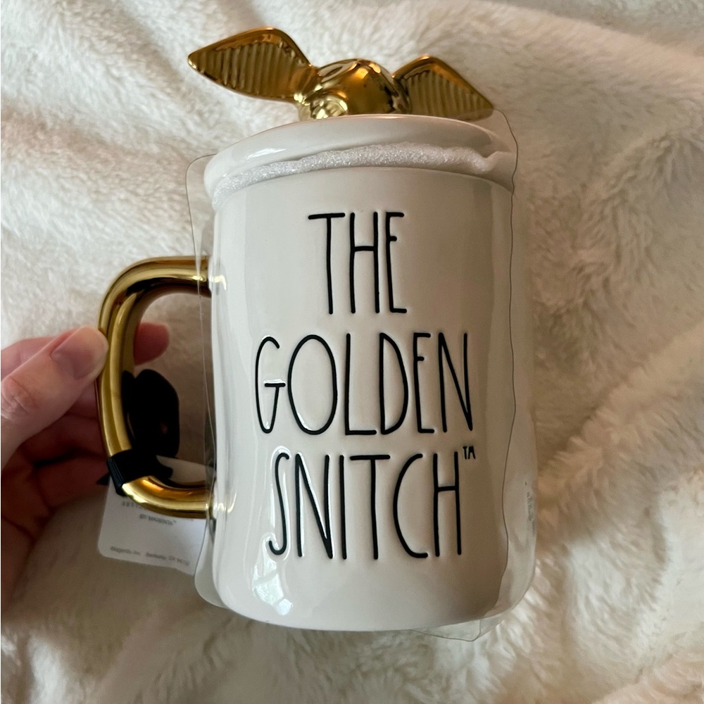 HTF Rae Dunn Harry Potter The Golden Snitch Mug Set NWT - Picture 3 of 9